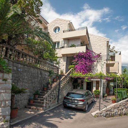 Apartments And Rooms Teona Budva Exterior photo
