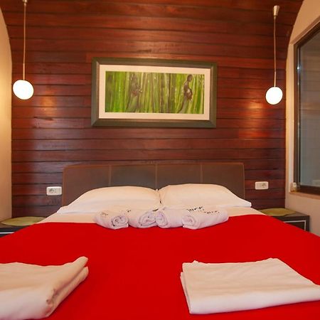 Apartments And Rooms Teona Budva Exterior photo