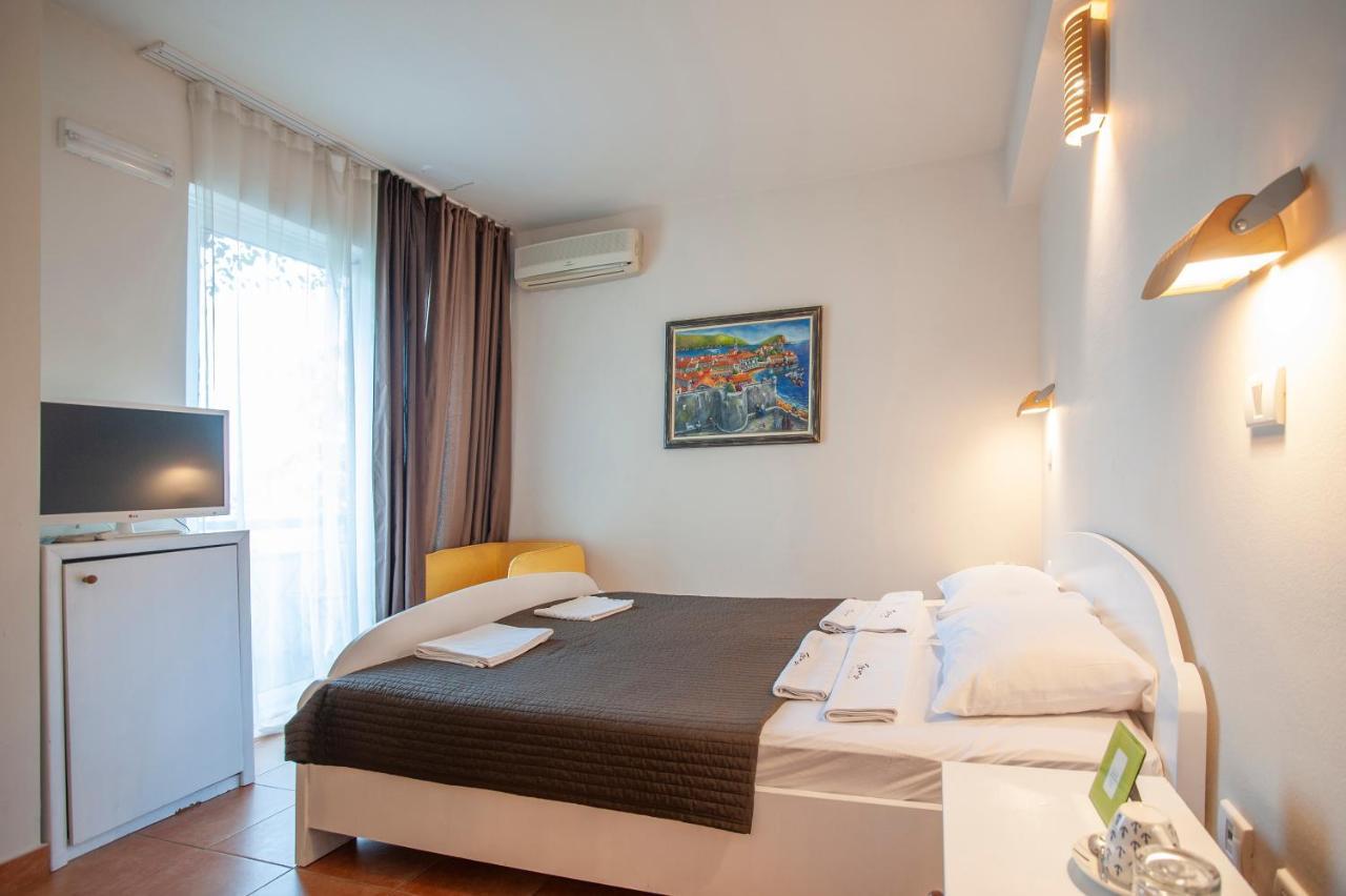 Apartments And Rooms Teona Budva Exterior photo