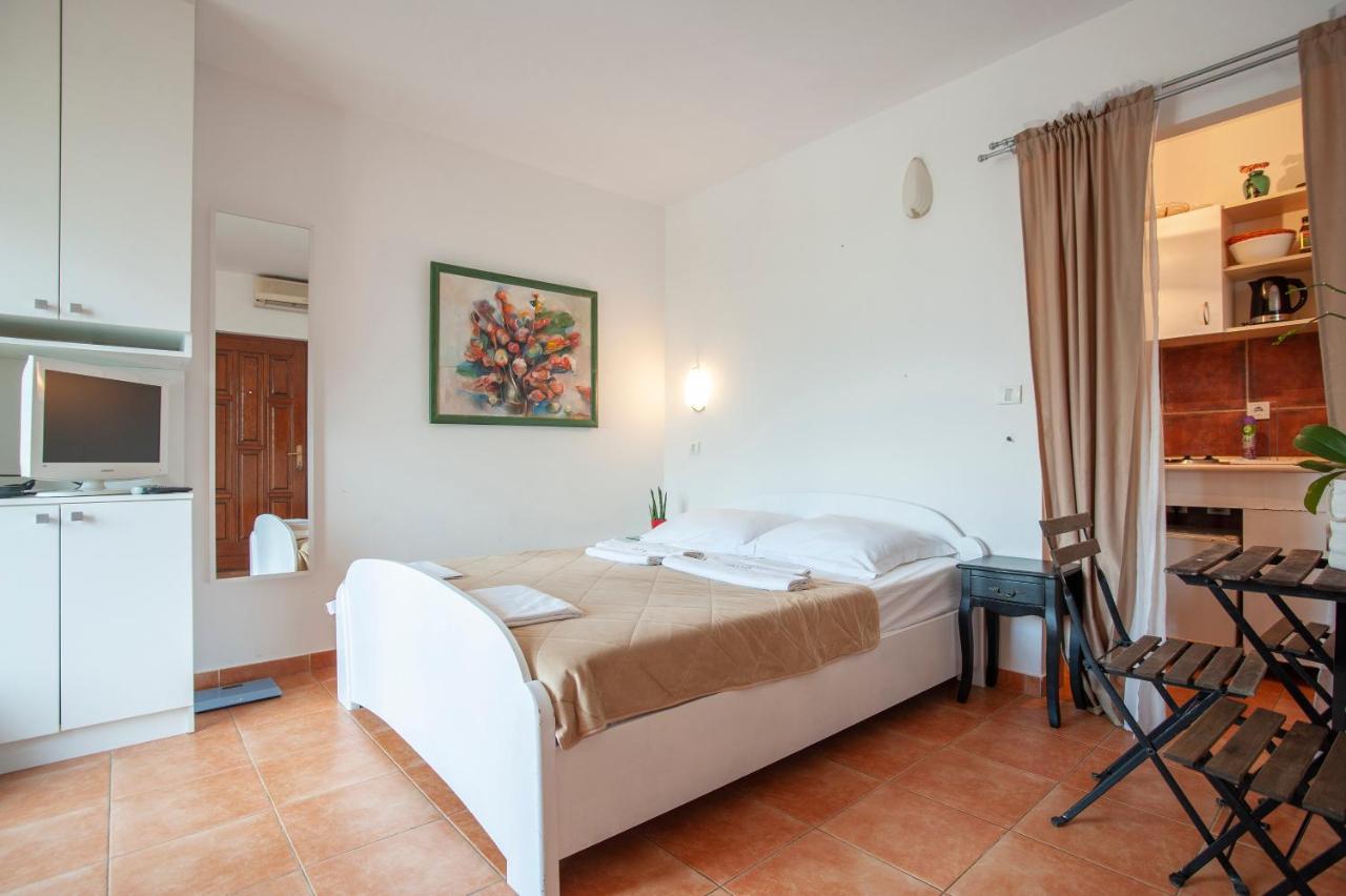 Apartments And Rooms Teona Budva Exterior photo